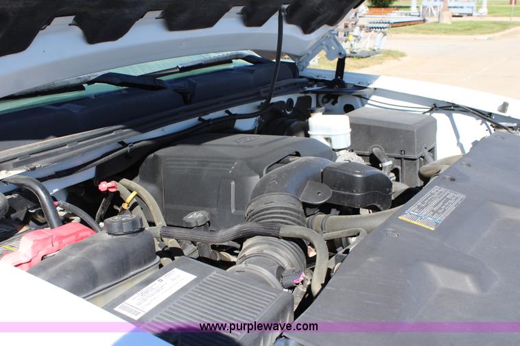 image for item L2312 2008 Chevrolet Silverado 1500 Ext. Cab pickup truck