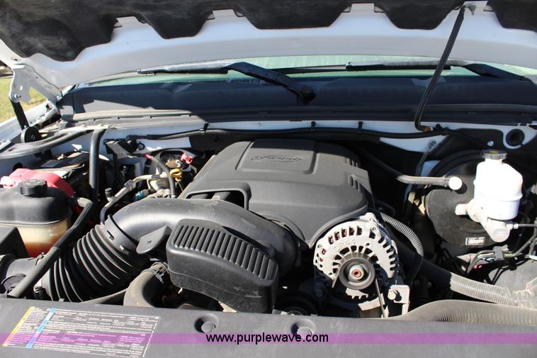 image for item L2312 2008 Chevrolet Silverado 1500 Ext. Cab pickup truck