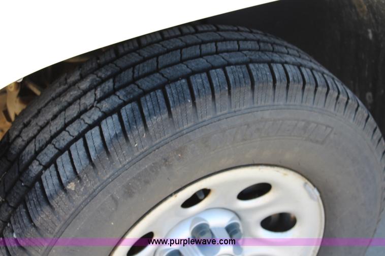 image for item L2312 2008 Chevrolet Silverado 1500 Ext. Cab pickup truck