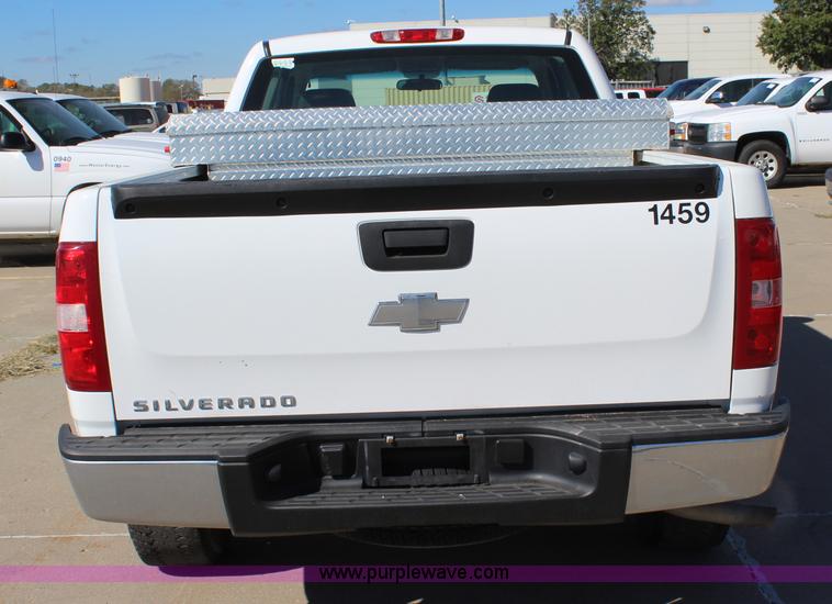 image for item L2313 2008 Chevrolet Silverado 1500 Ext. Cab pickup truck
