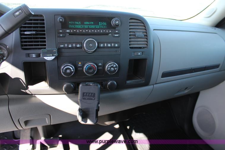 image for item L2313 2008 Chevrolet Silverado 1500 Ext. Cab pickup truck