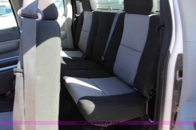 image for item L2313 2008 Chevrolet Silverado 1500 Ext. Cab pickup truck