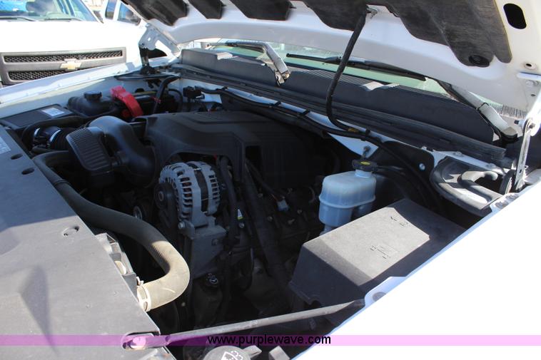 image for item L2313 2008 Chevrolet Silverado 1500 Ext. Cab pickup truck