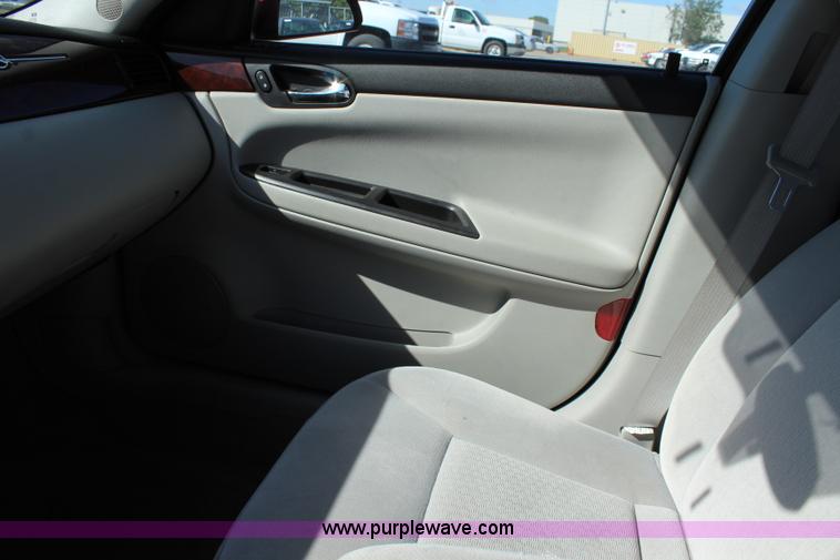 image for item L2315 2008 Chevrolet Impala LS
