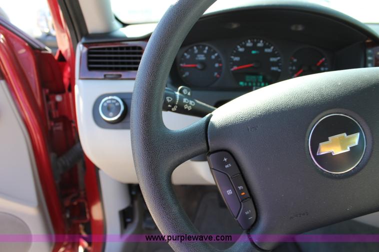image for item L2315 2008 Chevrolet Impala LS