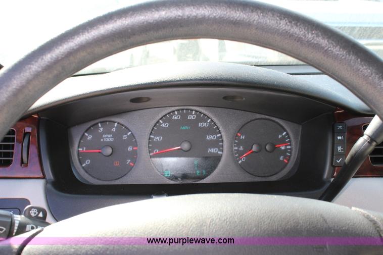 image for item L2316 2008 Chevrolet Impala LS