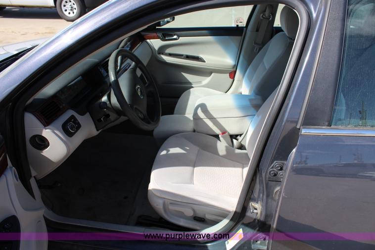 image for item L2317 2008 Chevrolet Impala LS