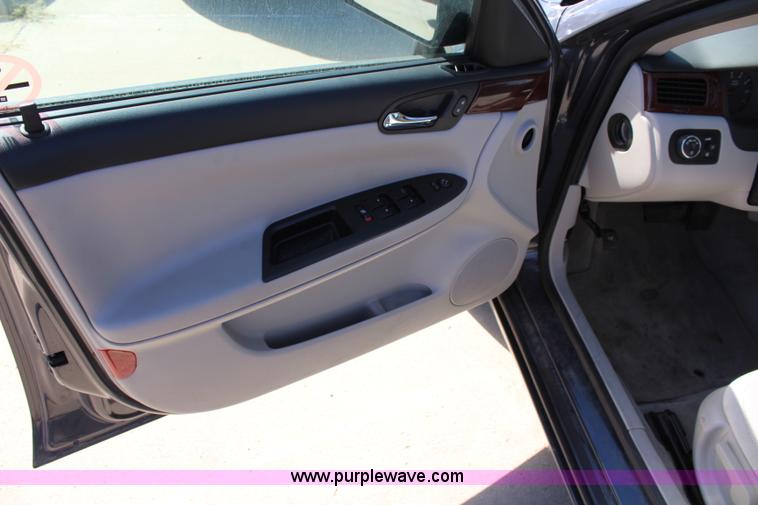 image for item L2317 2008 Chevrolet Impala LS