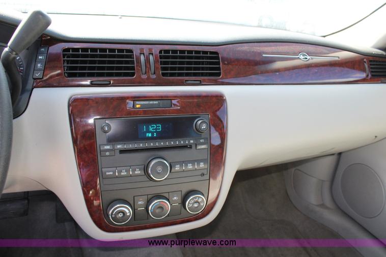 image for item L2317 2008 Chevrolet Impala LS