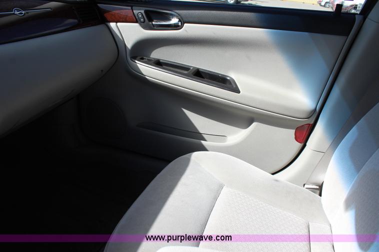 image for item L2317 2008 Chevrolet Impala LS