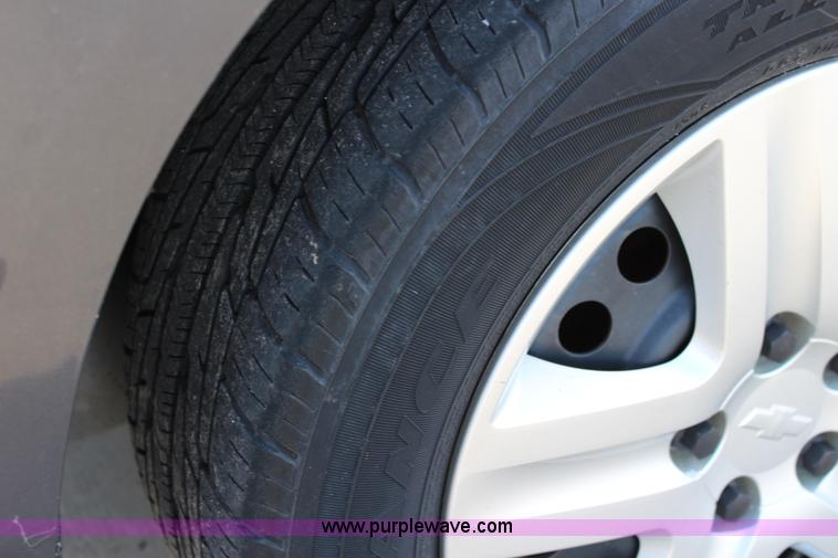 image for item L2317 2008 Chevrolet Impala LS