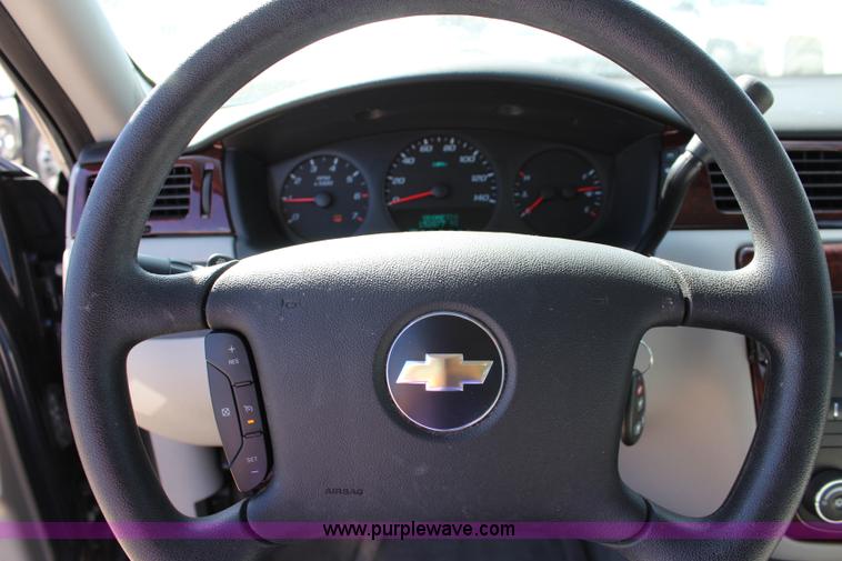 image for item L2318 2008 Chevrolet Impala LS