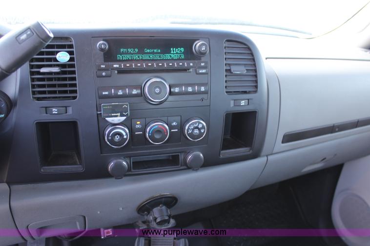 image for item L2319 2008 Chevrolet Silverado 1500 Ext. Cab pickup truck