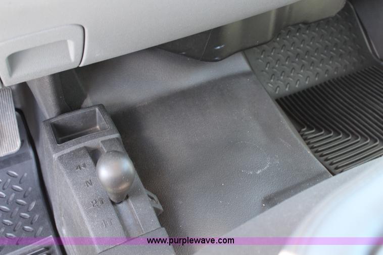 image for item L2320 2008 Chevrolet Silverado 1500 Ext. Cab pickup truck