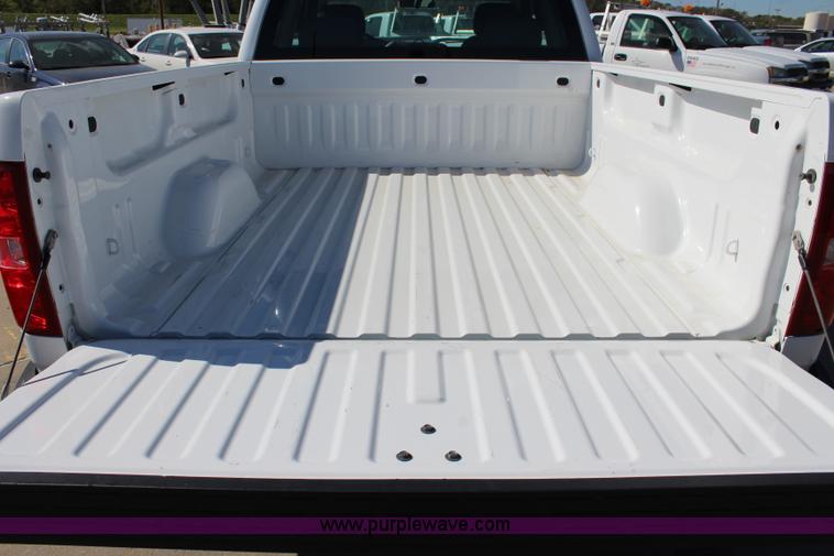 image for item L2320 2008 Chevrolet Silverado 1500 Ext. Cab pickup truck