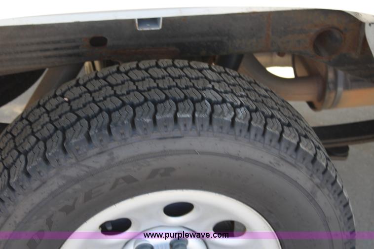 image for item L2320 2008 Chevrolet Silverado 1500 Ext. Cab pickup truck