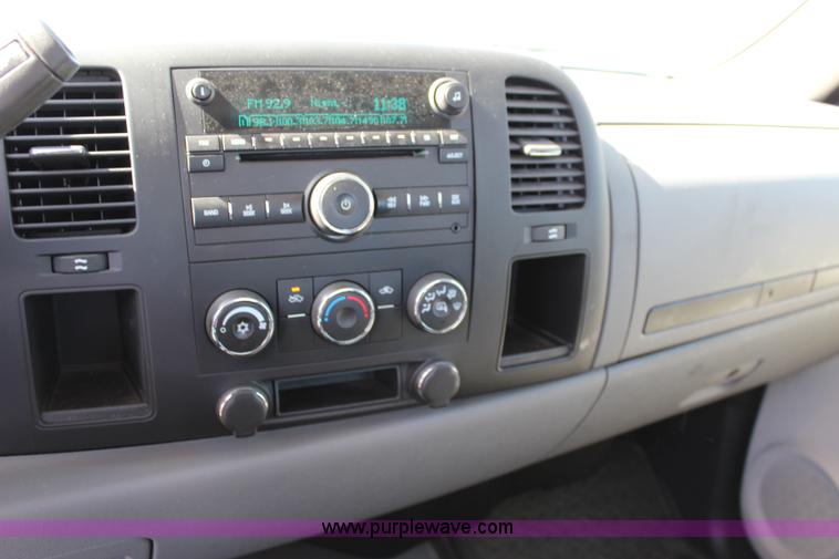 image for item L2321 2008 Chevrolet Silverado 1500 Ext. Cab pickup truck