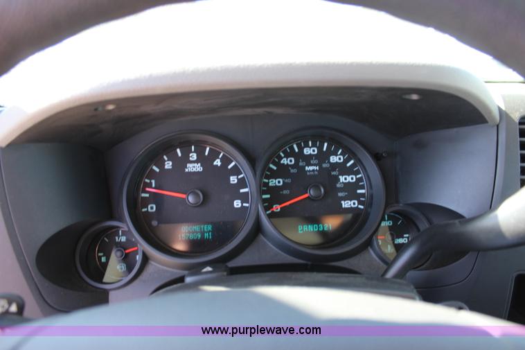 image for item L2321 2008 Chevrolet Silverado 1500 Ext. Cab pickup truck