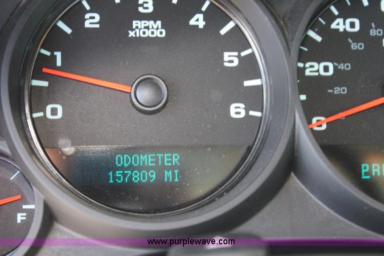 image for item L2321 2008 Chevrolet Silverado 1500 Ext. Cab pickup truck