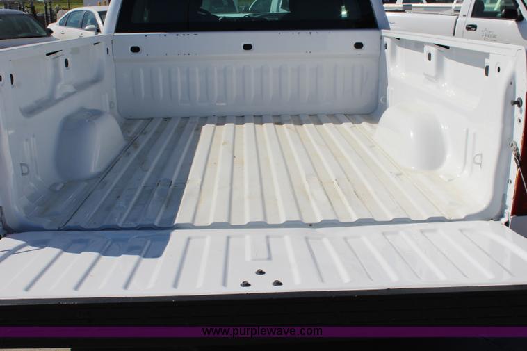 image for item L2321 2008 Chevrolet Silverado 1500 Ext. Cab pickup truck