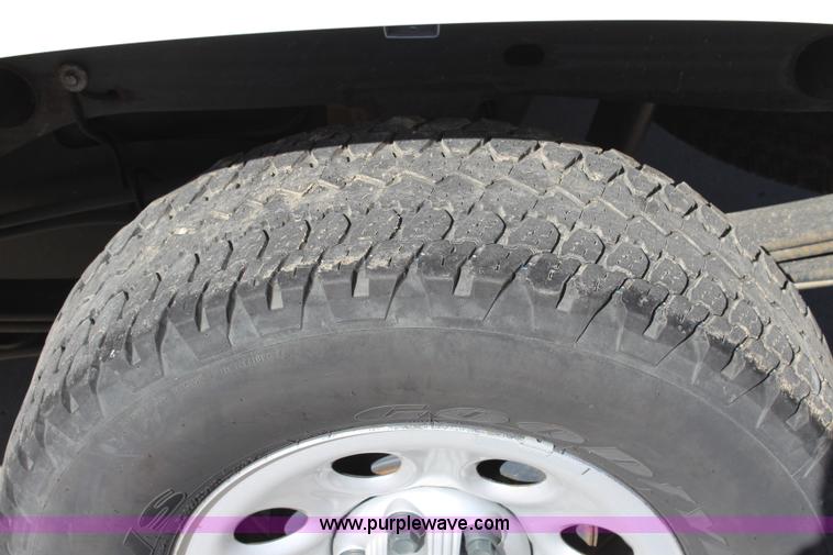 image for item L2321 2008 Chevrolet Silverado 1500 Ext. Cab pickup truck