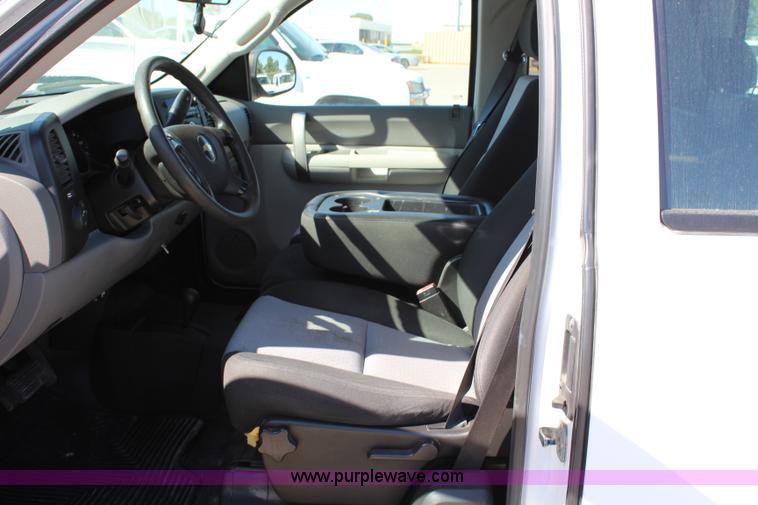 image for item L2322 2008 Chevrolet Silverado 1500 Ext. Cab pickup truck