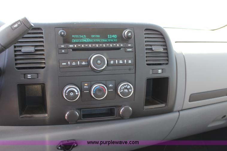 image for item L2322 2008 Chevrolet Silverado 1500 Ext. Cab pickup truck