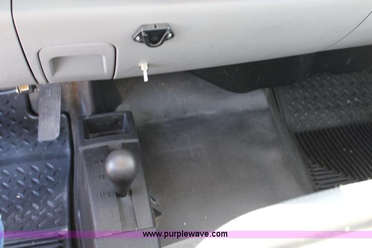 image for item L2322 2008 Chevrolet Silverado 1500 Ext. Cab pickup truck