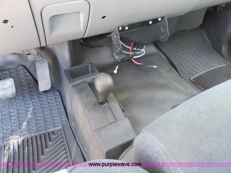 image for item L2323 2008 Chevrolet Silverado 1500 Ext. Cab pickup truck