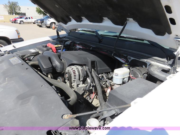 image for item L2323 2008 Chevrolet Silverado 1500 Ext. Cab pickup truck