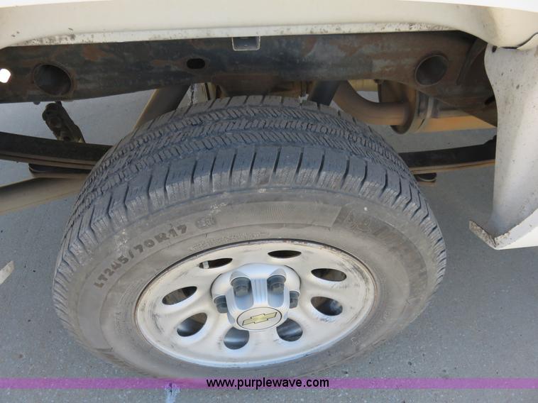 image for item L2323 2008 Chevrolet Silverado 1500 Ext. Cab pickup truck