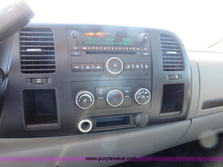 image for item L2324 2008 Chevrolet Silverado 1500 Ext. Cab pickup truck