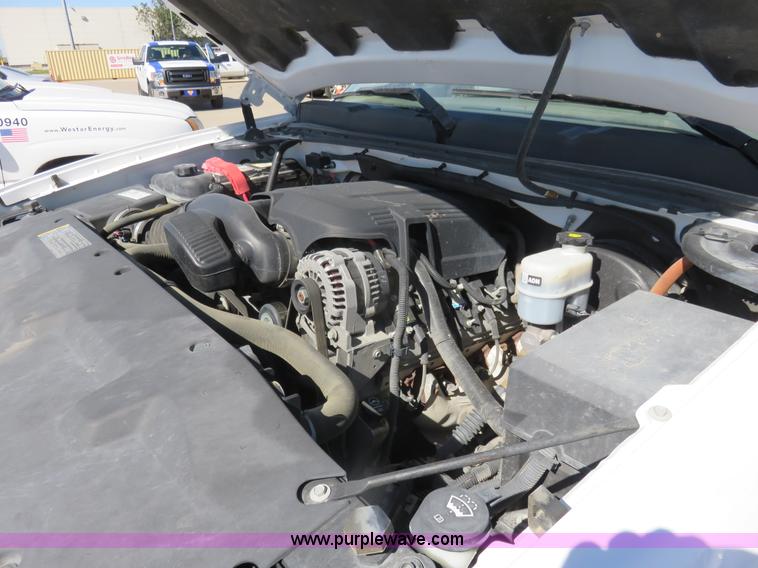 image for item L2324 2008 Chevrolet Silverado 1500 Ext. Cab pickup truck