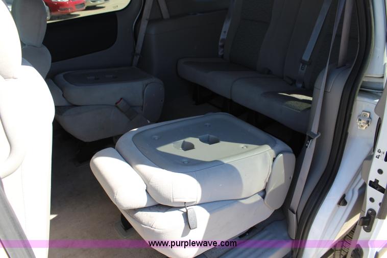 image for item L2333 2008 Chevrolet Uplander LS Ext. van
