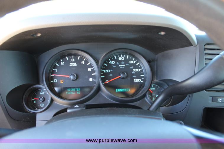 image for item L2334 2008 Chevrolet Silverado 1500 Ext. Cab pickup truck