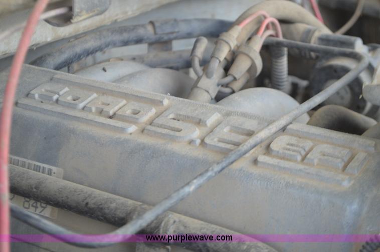 image for item L4076 1996 Ford F250 HD XL pickup truck