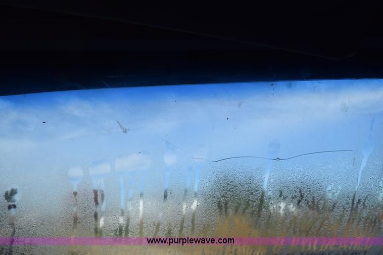 image for item L5003 1986 Ford F350 Crew Cab flatbed pickup truck