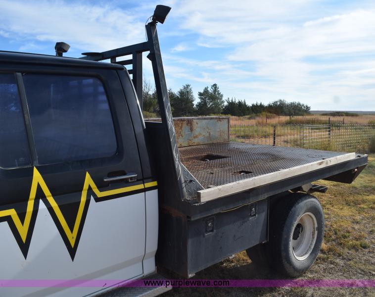 image for item L5003 1986 Ford F350 Crew Cab flatbed pickup truck