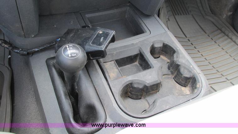 image for item L5261 2006 Dodge Ram 2500 Quad Cab pickup truck