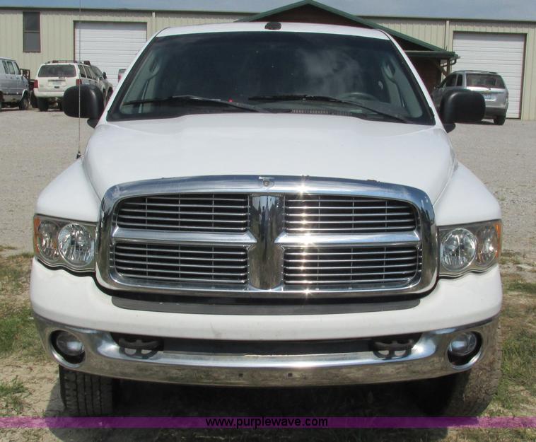 image for item L5262 2003 Dodge Ram 2500 Quad Cab pickup truck