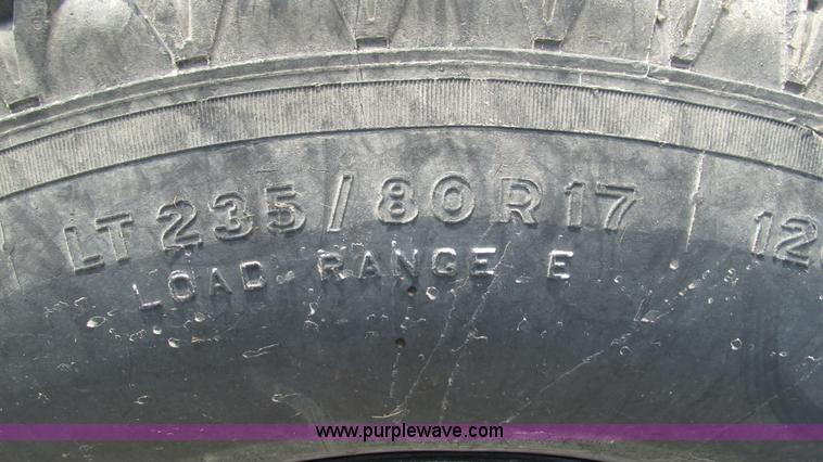 image for item L5262 2003 Dodge Ram 2500 Quad Cab pickup truck