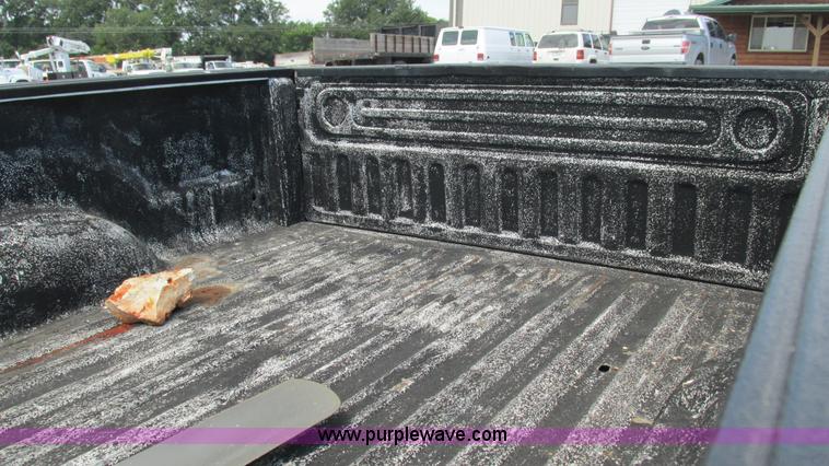 image for item L5262 2003 Dodge Ram 2500 Quad Cab pickup truck