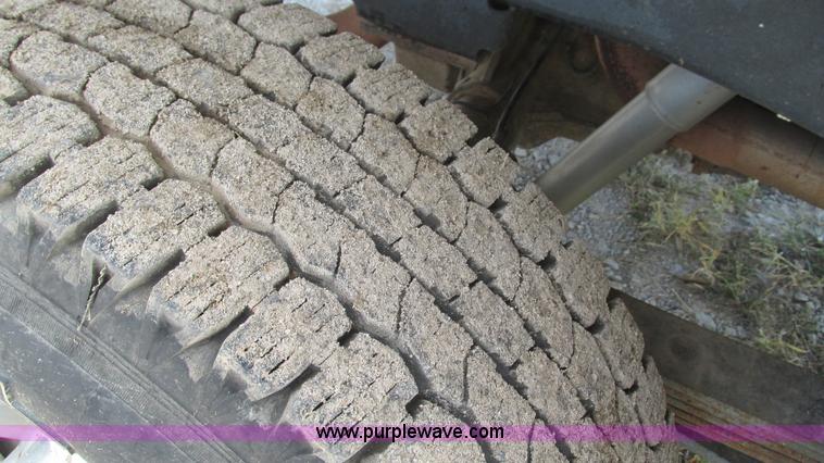 image for item L5262 2003 Dodge Ram 2500 Quad Cab pickup truck