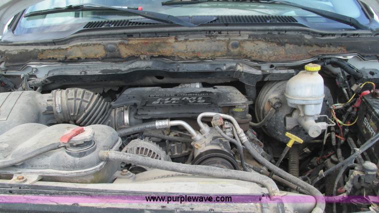 image for item L5262 2003 Dodge Ram 2500 Quad Cab pickup truck