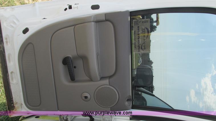 image for item L5262 2003 Dodge Ram 2500 Quad Cab pickup truck