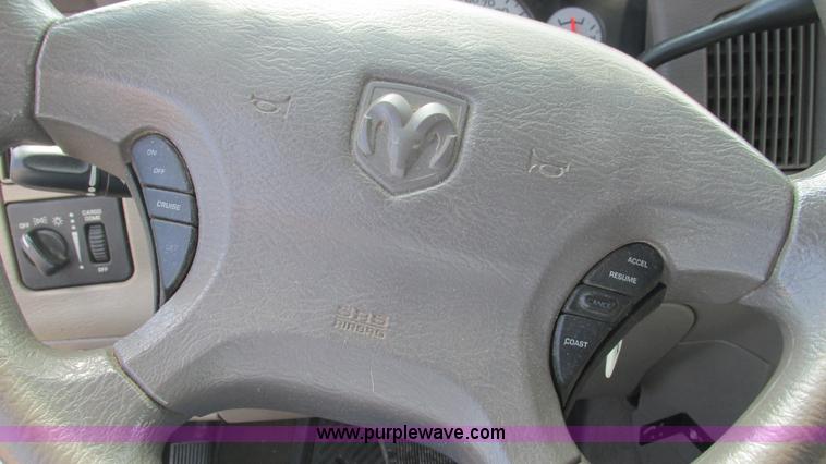 image for item L5262 2003 Dodge Ram 2500 Quad Cab pickup truck