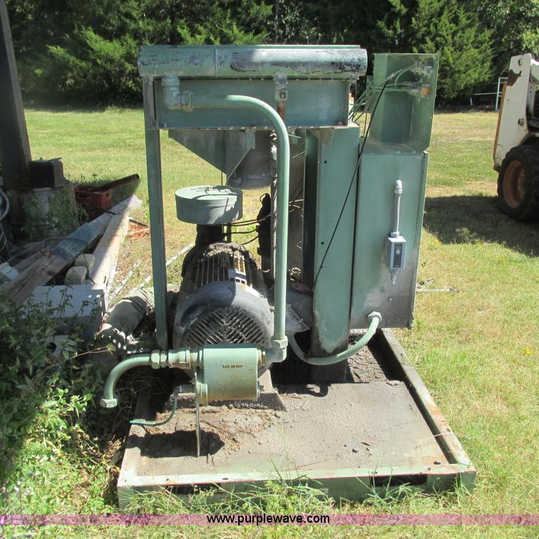 image for item L5283 Sullair air compressor