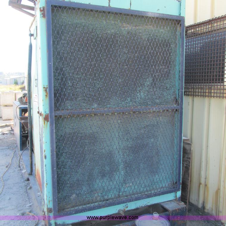 image for item L5288 Stewart & Stevenson generator