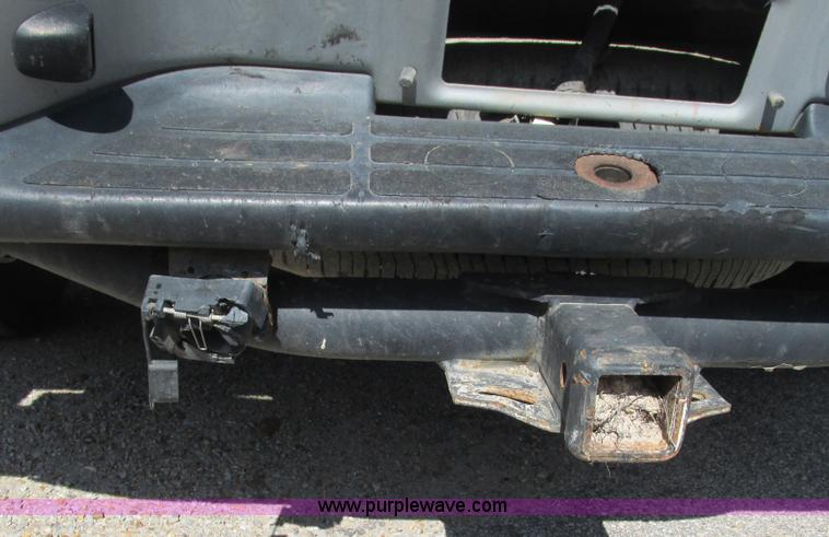 image for item L5297 2004 Chevrolet Silverado 1500 Ext. Cab pickup truck