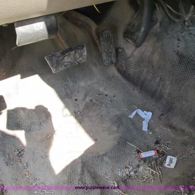 image for item L5297 2004 Chevrolet Silverado 1500 Ext. Cab pickup truck